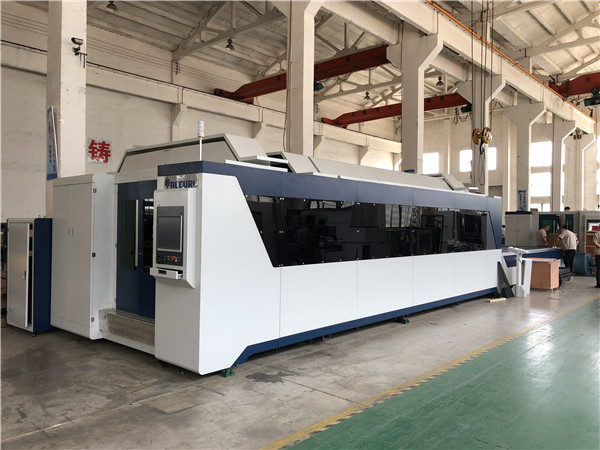 Pabrik langsung memasok lembaran logam serat laser pemotongan mesin dari Cina