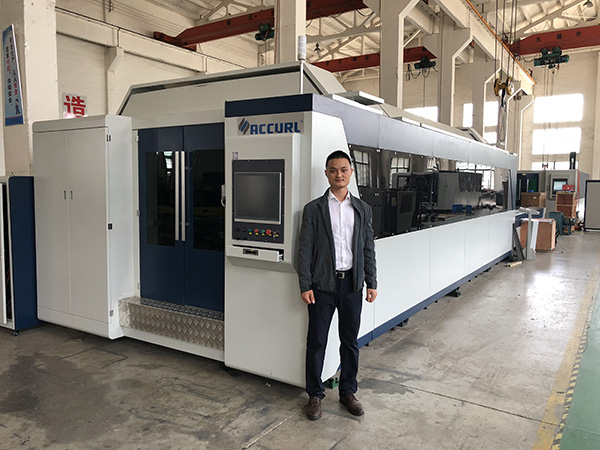 berkecepatan tinggi kanthi kualitas serat mesin motif laser 1000w